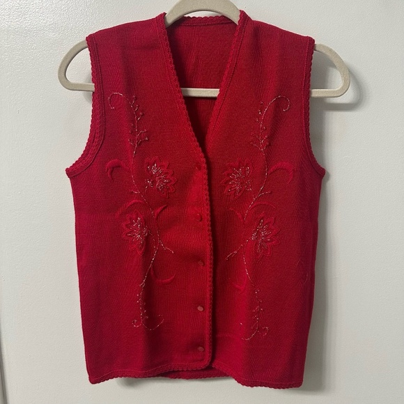 Sweaters - Vintage Red Sweater Vest Womens M Floral Embroidered Button Front Cottagecore